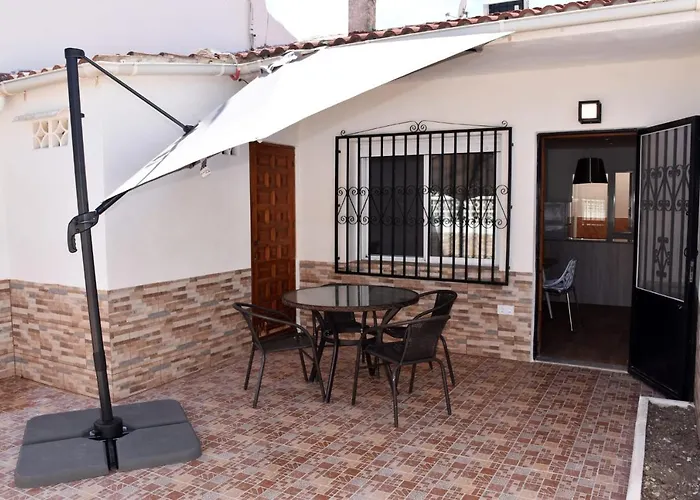 Casa Alex Torrevieja- House - Con Piscina Comunitaria Holiday home Torrevieja